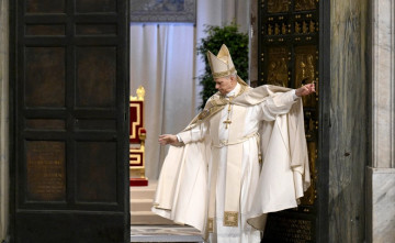 Sv�t� Otec uzavrel jubilejn� rok