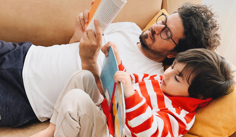 Pomocou knihy môžeme deťom vysvetliť svet Pomocou knihy môžeme deťom vysvetliť svet