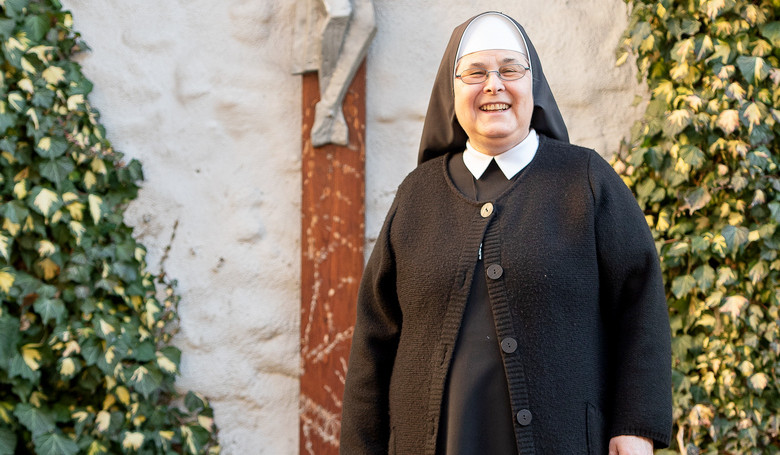 Misie i apo�tol�t na divadelnom javisku