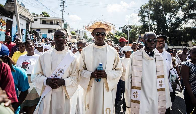 Mimoriadny misijn mesiac: Na Haiti demontrovali rehonci