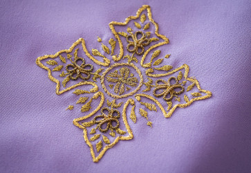 Paly a �al�ie liturgick� text�lie vy��va od svojich dev�tn�stich rokov. Sn�mka: Erika Litv�kov�