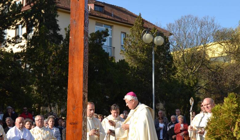 V Luenci je nov nemocnin kaplnka