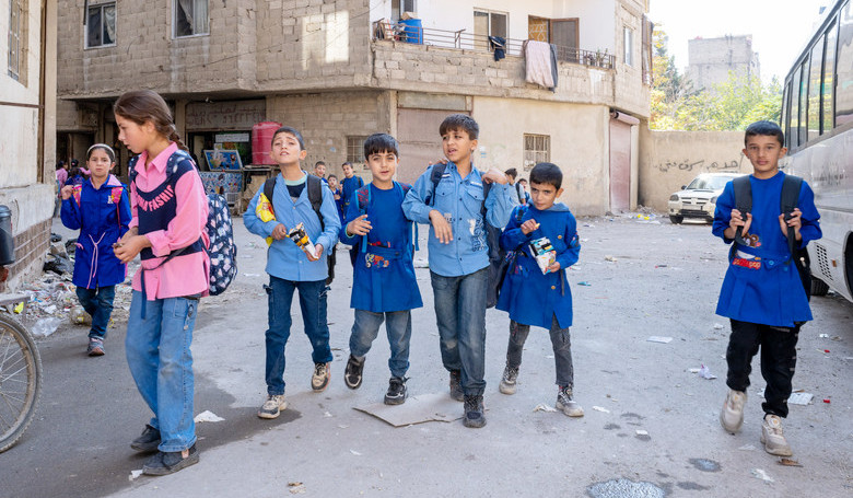 Vojna im vzala veľa, darujme im vzdelanie Vojna im vzala veľa, darujme im vzdelanie