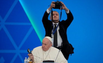 Pápežský fotograf odchádza do dôchodku Pápežský fotograf odchádza do dôchodku