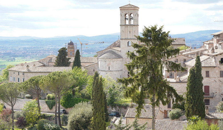 Assisi ako trval� maj�k