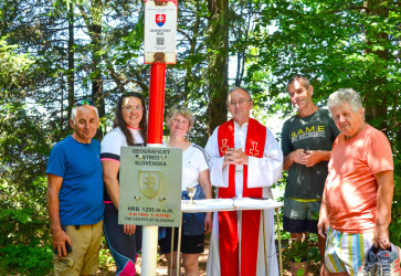 Pod vedenm Salezinov dona Bosca sa uskutonil 24. ronk modlitbovho pochodu z geografickho stredu Slovenska, Hrbu nad ubietovou do stredu Eurpy. Snmka: Anna Gallasov
