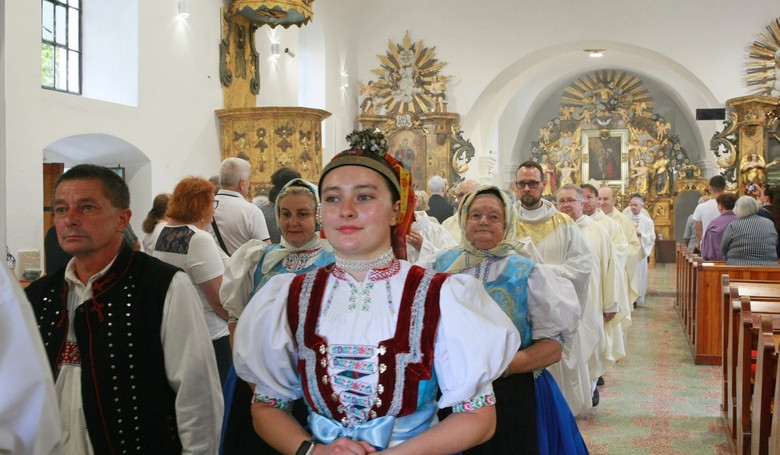 Ptnikov k svtej Anne povzbudili biskupi