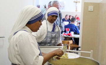 Jedlo i �techu prin�aj� a� do lesa