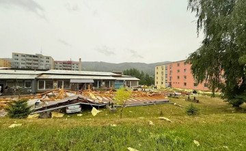Farnos sa po veternej smrti spojila
