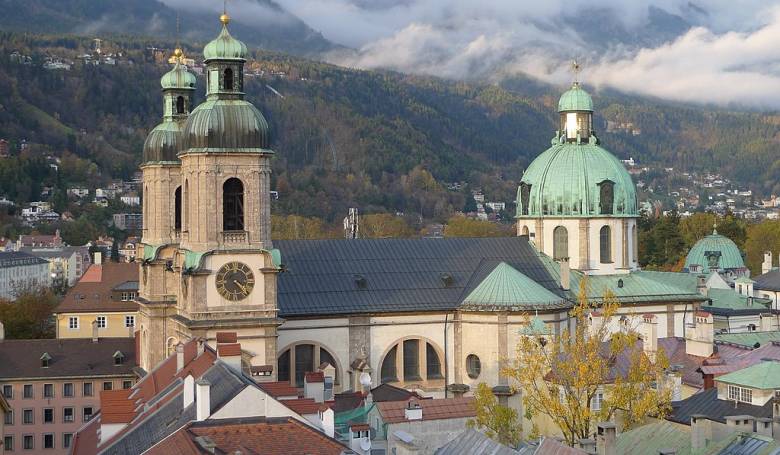 POZNVAME DIECZY NAICH SUSEDOV Innsbruck diecza