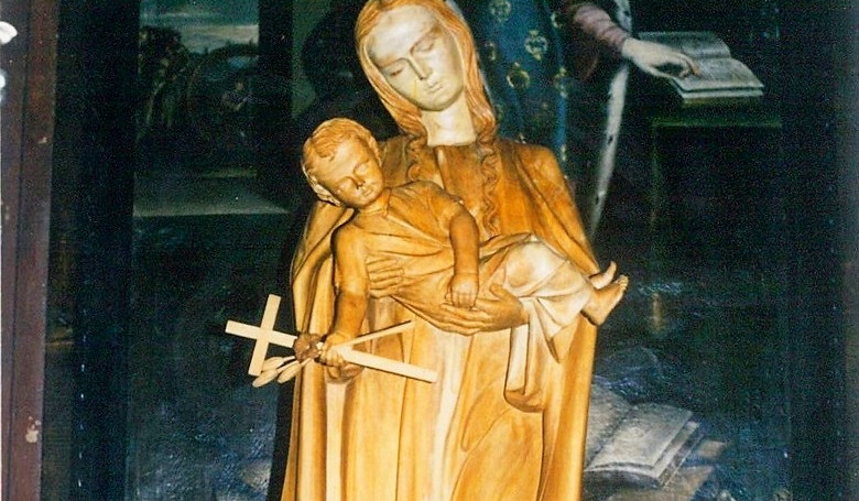 Za Podol�nskou Madonou stoj� nev�edn� pr�beh