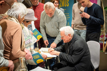 Usmievajte sa, �smev je najlacnej�� mejkap