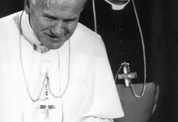 Ako kardinl bol vekou oporou pre Jna Pavla II., ktor sa na neho obracal v mnohch teologickch otzkach. Snmka: profimedia.sk