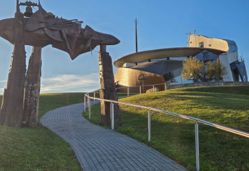 Veriaci z farnosti Liptovsk Sliae si pripomenuli 25 rokov od posvtenia tamojieho Kostola Dvoch sdc. Snmka: Lvia Dvorsk