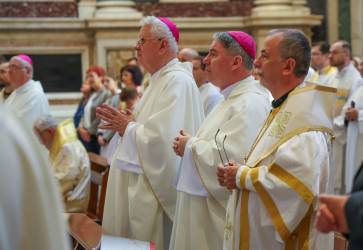 Slovensk biskupi poas sv. ome v Bazilike Santa Maria Maggiore.Snmka: Barbora Kullaov