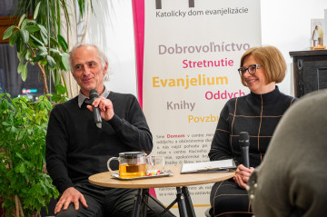 Pavol Rankov predstavil nov� divadeln� hru Roz-hre�-(e)-nie