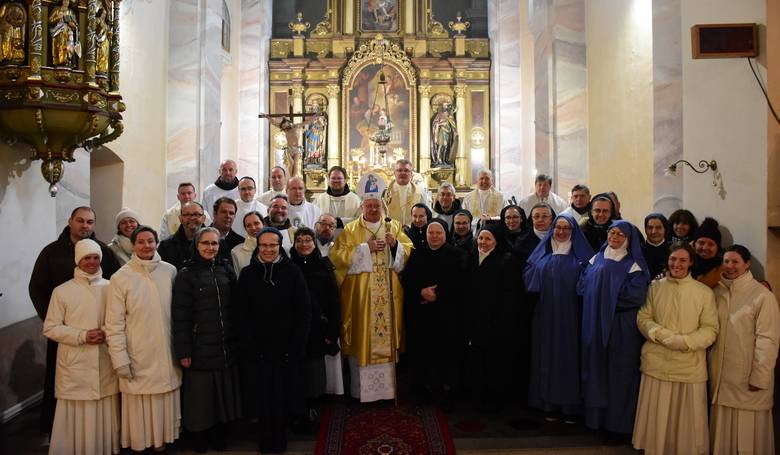 Zasvten v Roave si pripomenuli sv. Jna Pavla II.