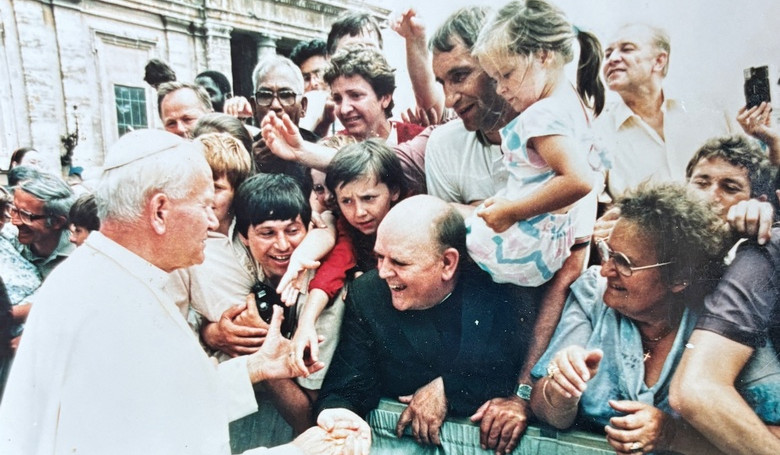 Misionr so silnm putom k domovine