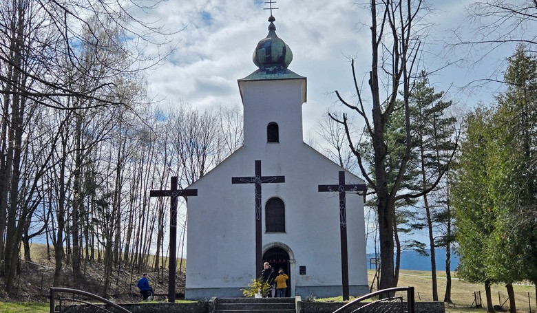 Kalv�rsky kostol�k sa do�k� obnovy