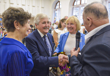 lenovia spevckeho zboru Bystrian 27. septembra oslvili ivotn jubileum zbormajstra tefana Martinkovia (druh zava). Snmka: Ivan Paka