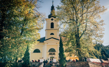 Papierov opona padla