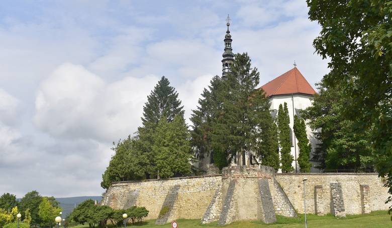 Ke vstpite do minulosti, porozumiete sasnosti