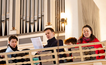 Spievajme, aj ke� organ ml��