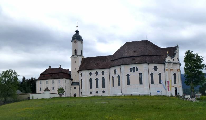 Vo Wieskirche sa modlia za rodiny