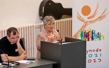 Premeniť teóriu na konkrétnu prax Premeniť teóriu na konkrétnu prax