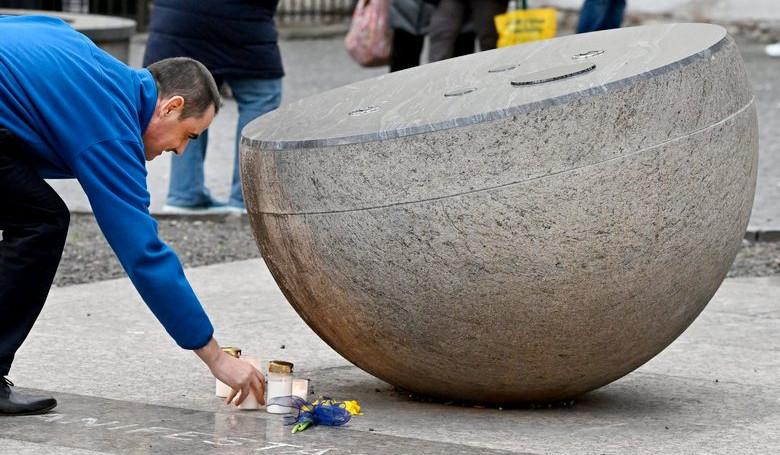 Nebojme sa ani dnes pomenovať pravdu Nebojme sa ani dnes pomenovať pravdu