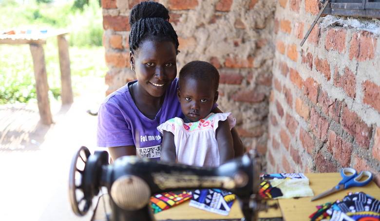 Charita v Ugande rozbieha remeseln kurzy pre slobodn mamy