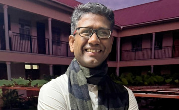 ��astn� predstaven� a jeho radostn� zverenci